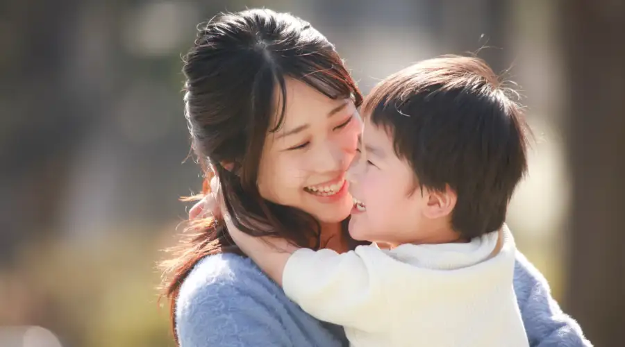 Moving Abroad as a Single Parent: What You Need to Know